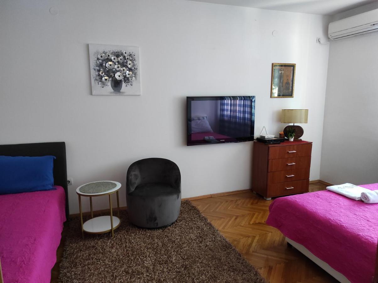 Stan U Centru Apartment Подгорица Екстериор снимка