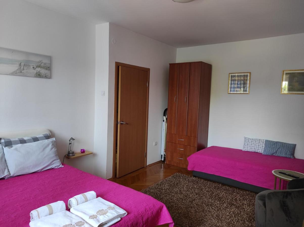 Stan U Centru Apartment Подгорица Екстериор снимка