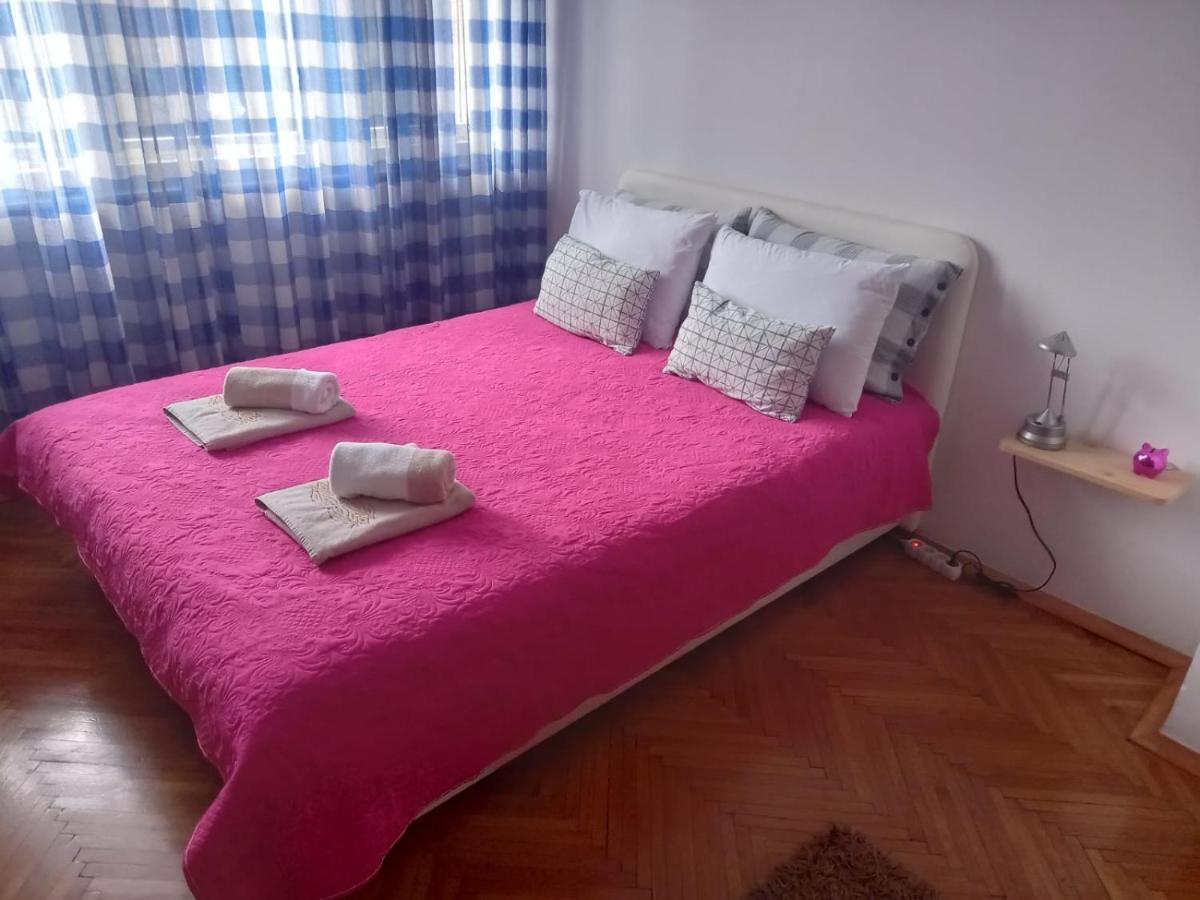 Stan U Centru Apartment Подгорица Екстериор снимка
