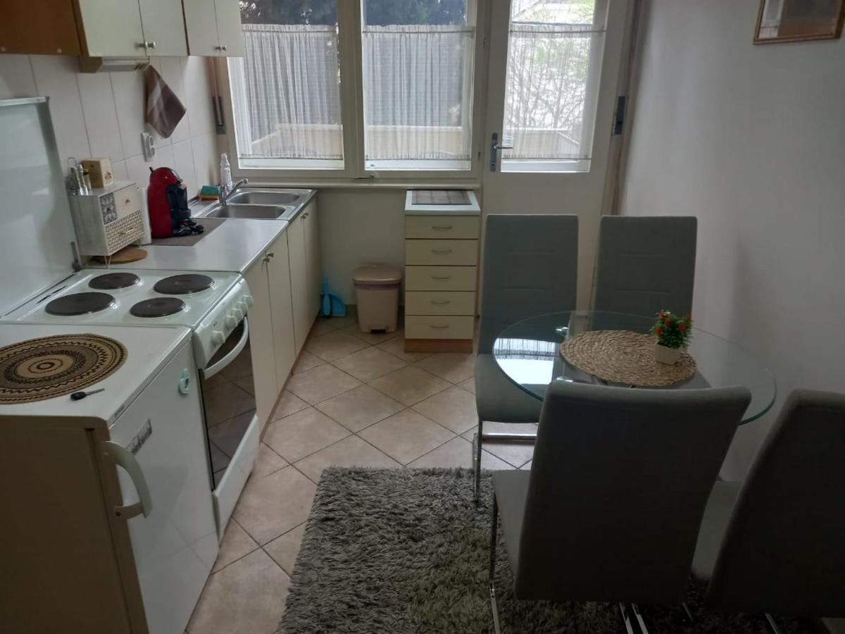Stan U Centru Apartment Подгорица Екстериор снимка